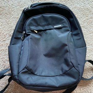 Travelon Anti-Theft Classic Large Backpack
